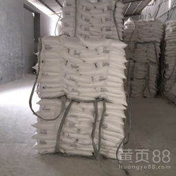 普洱茶倉儲中的石灰與石膏 傳統工藝的守護者與革新者
